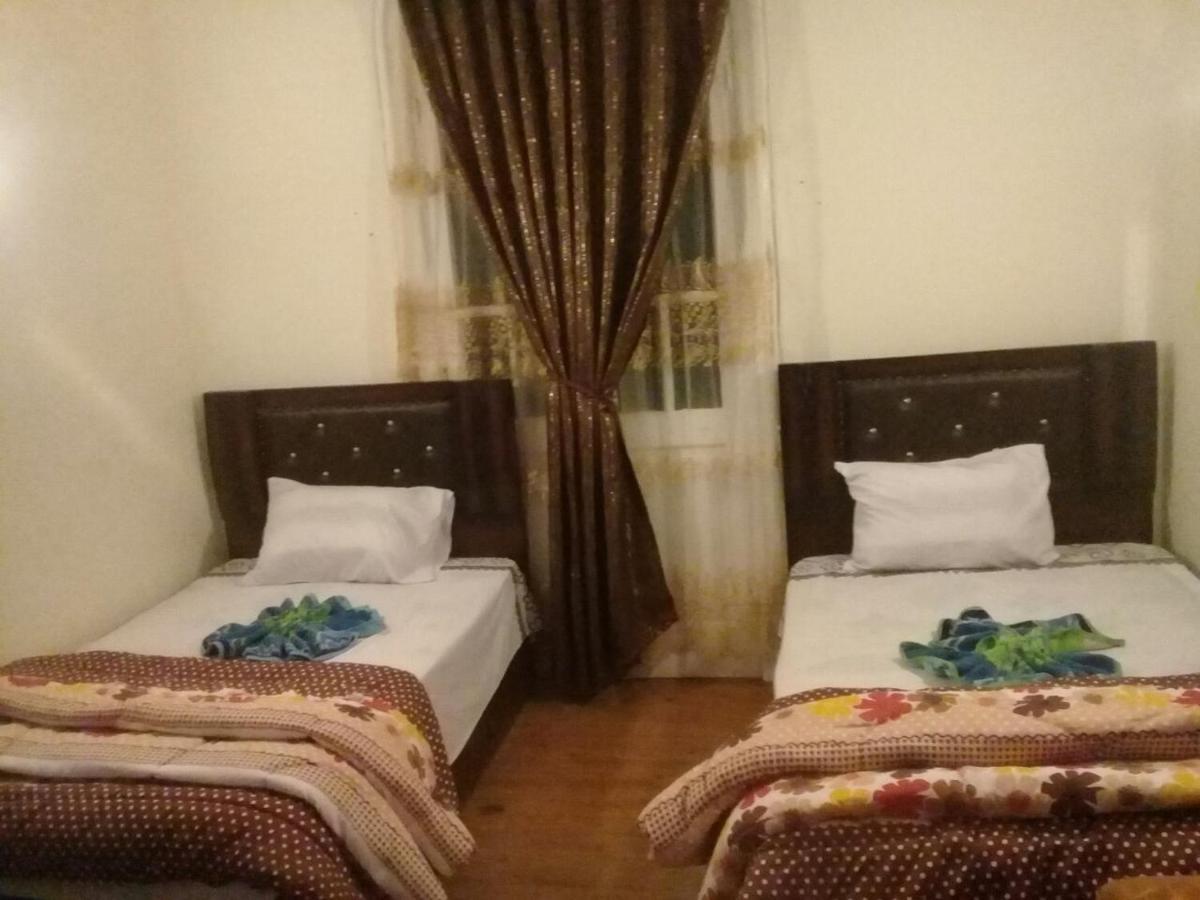 Hi Nile Plaza Hostel Le Caire Extérieur photo