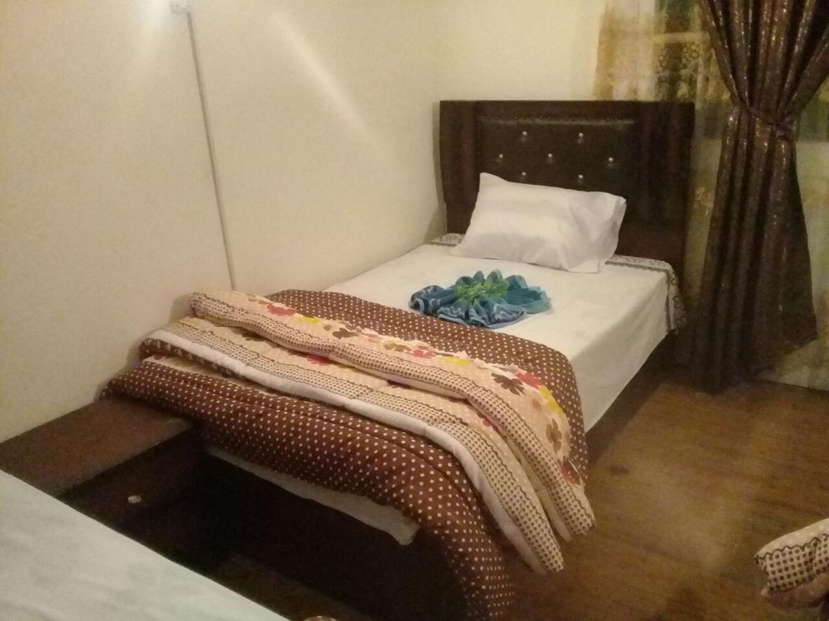 Hi Nile Plaza Hostel Le Caire Extérieur photo